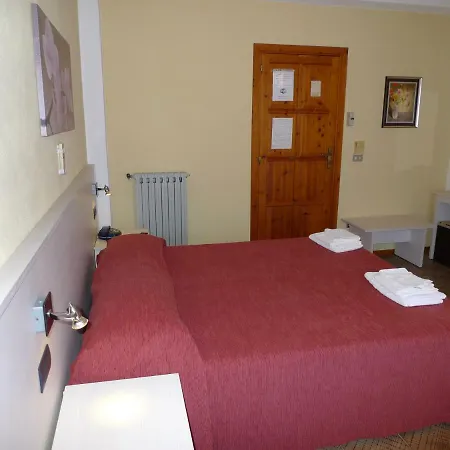 Hotel Alexander 3*