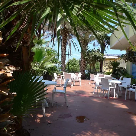 Alexander Hotel 3*