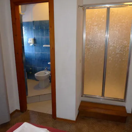 Alexander 산타도메니카