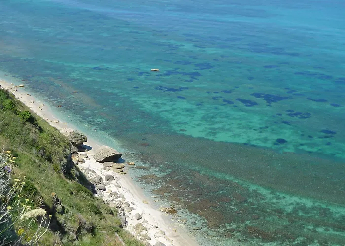 Alexander מלון 3*